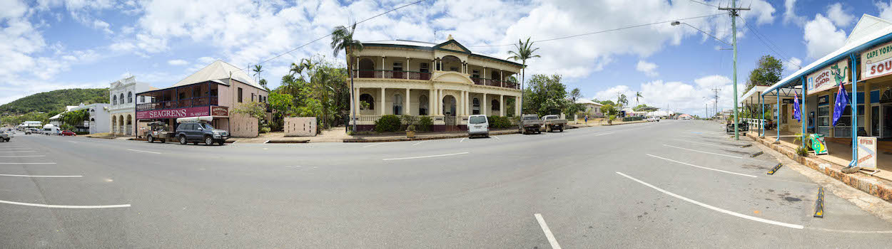 Main Street (Charlotte St) Cooktown 